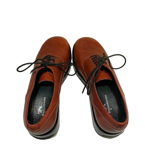 Dromedaris Red Oxfords Anti-Skid Outsoles with Rocker Bottoms Size US 7 - Picture 5 of 10